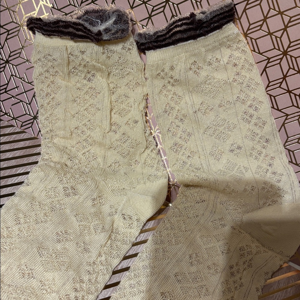 Gifts for Her 🎁Vintage / Romantic / Cottagecore-inspired Socks